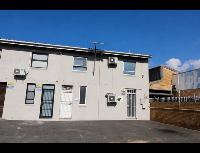 113M² BUILDING FOR SALE IN MAITLAND